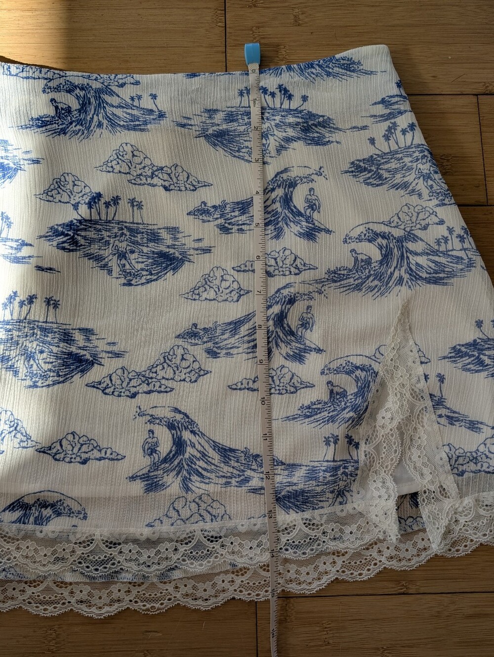 Frankie's Bikinis Boden Lace Mini Skirt Surfer Dude - Picture 11 of 11
